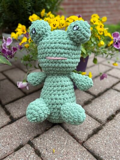 sir croak-a-lot plushie crochet green frog