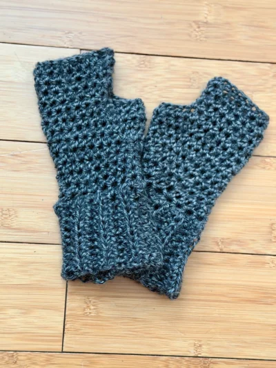 IMG_6235 Easy Ribbed Fingerless Gloves